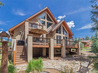 1025 Parkway Ln, Woodland Park, CO 80863
