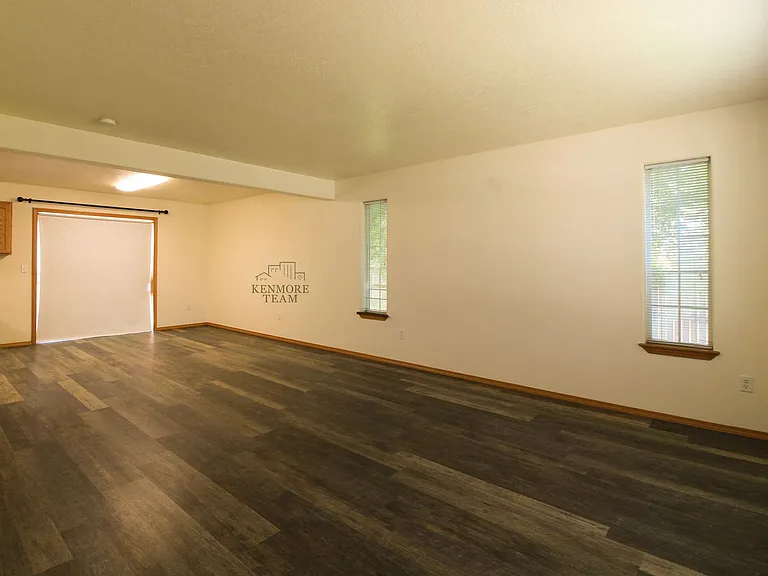 4103 Manassas Ct — Photo 4