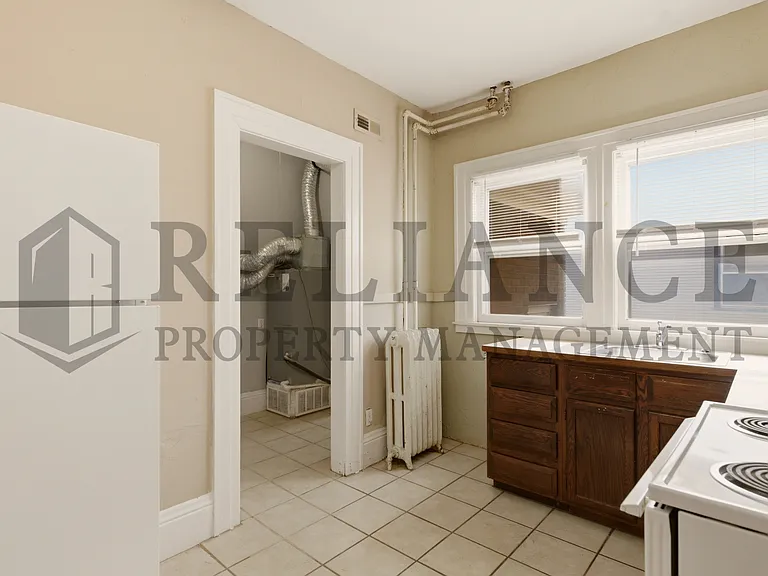 3422 E Douglas Ave #2-1 — Photo 17