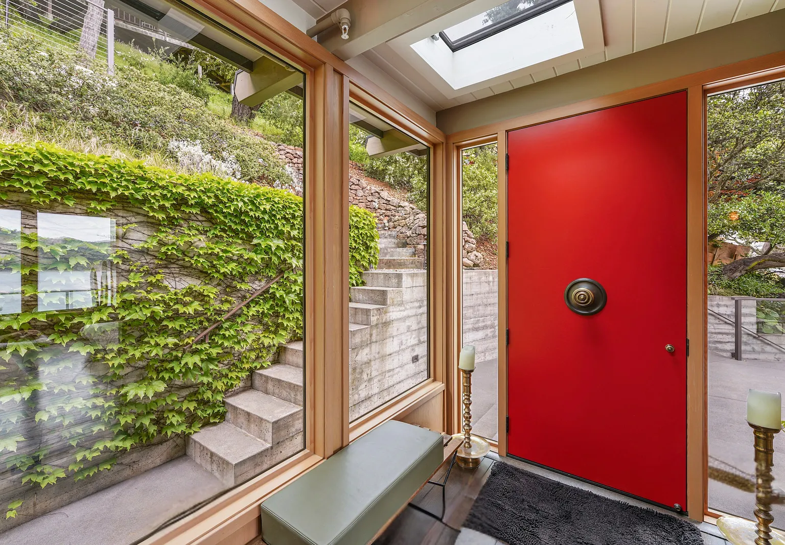 285 Bayview Avenue — Photo 4