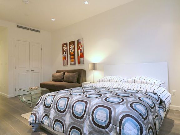 3rd image of 145 Mulberry St APT 3C