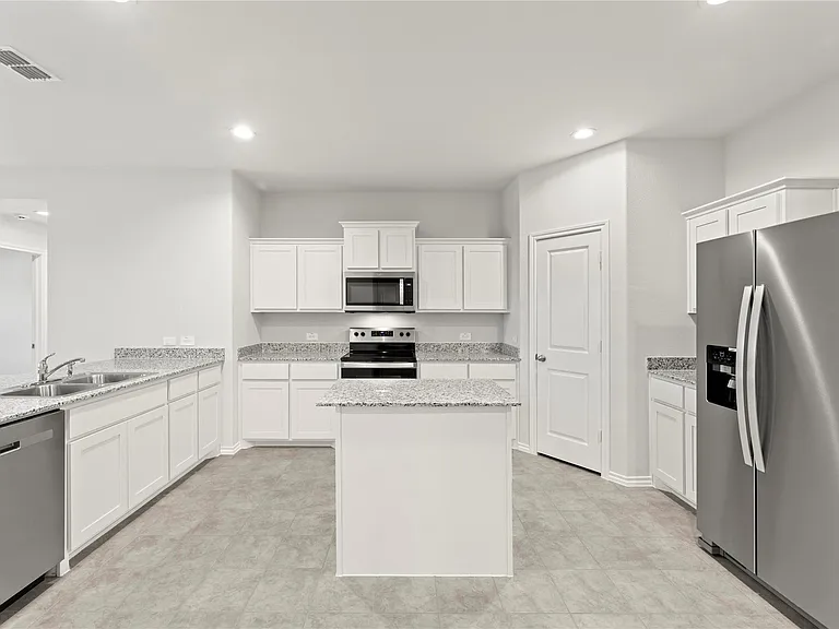 317 Bent Oak Dr — Photo 5