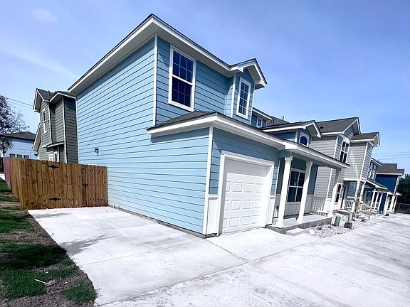 2nd image of 2067 Silver Oak Dr #9-A
