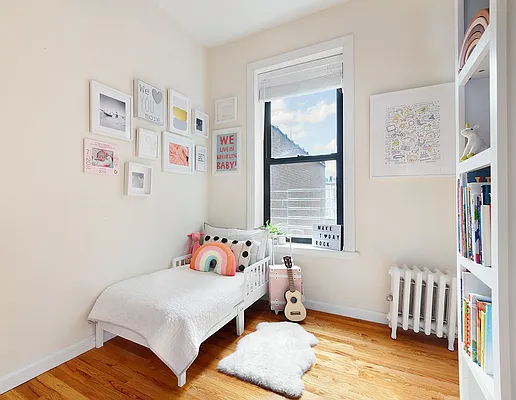 Sold by Compass | media 7