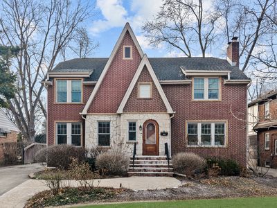 423 McKinley Ave, Libertyville, IL, 60048