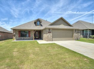 10720 S 280th East Ave, Coweta, OK 74429