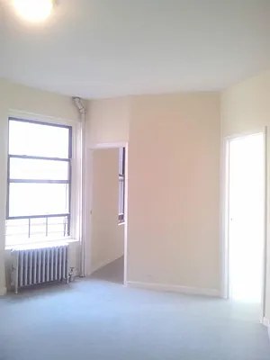 Rented by Keller Williams NYC | media 17