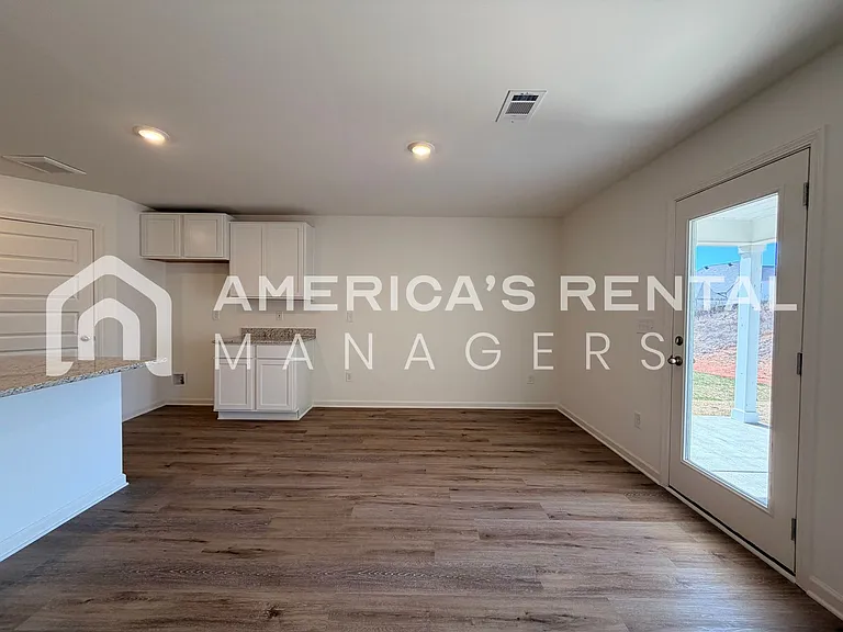 9230 Parkway Gardens Loop — Photo 23