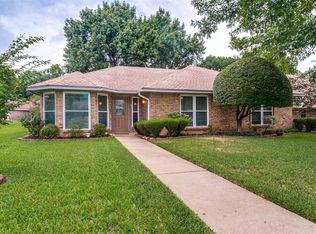1403 Bogard Ln, Lewisville, TX 75077