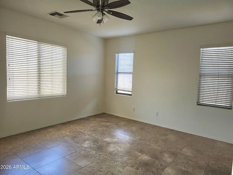 17938 W Port Royale Ln — Photo 12
