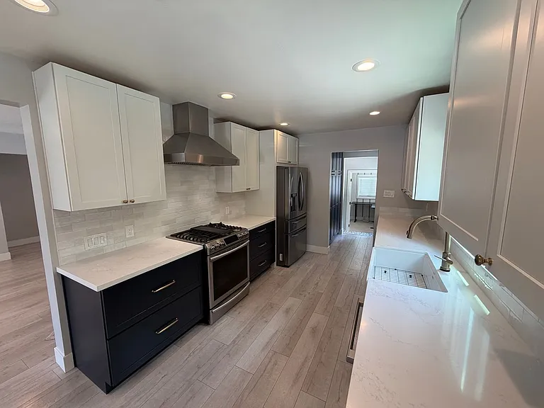 518 Fremont Way — Photo 7