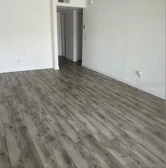 9700 Starkey Rd #322 — Photo 5