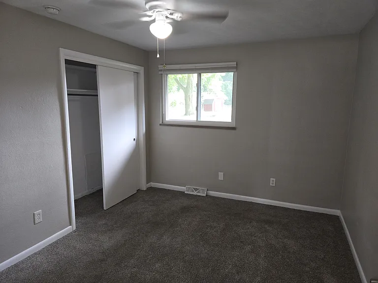 3505 Woodman Dr — Photo 8