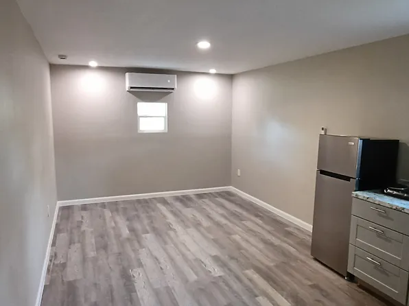 901 Romano Ave, Orlando, FL 32807