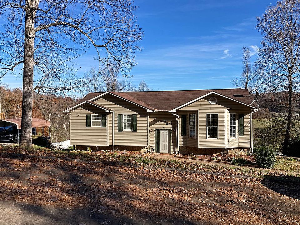 1st image of 166 Whispering Oaks Dr