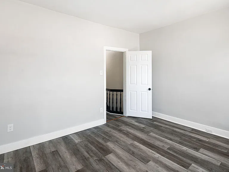 3836 Wyalusing Ave — Photo 11
