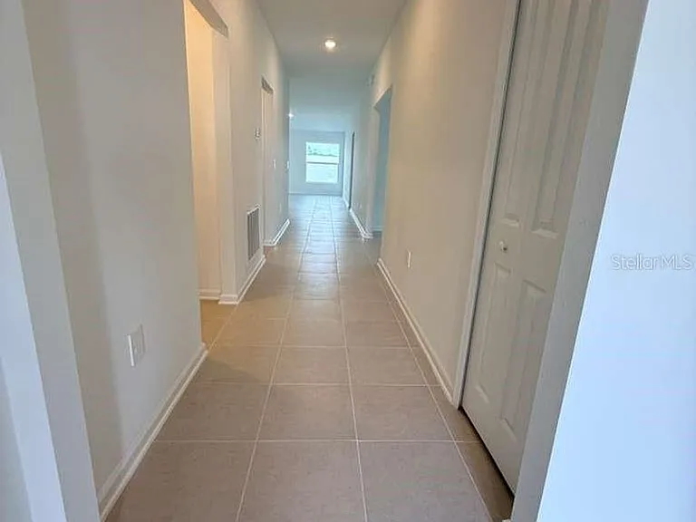 355 Artemis St — Photo 7
