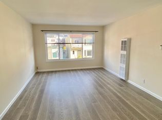 1365 10th Ave #8, San Francisco, CA 94122