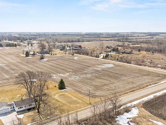 3rd image of 9th Street Rd