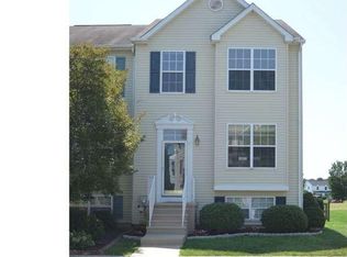 71 Chambord Dr, Newark, DE 19702