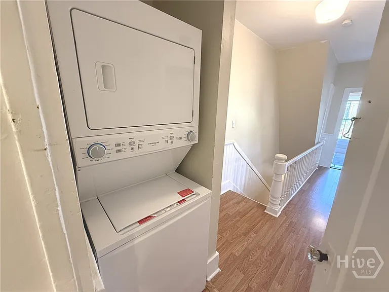 218 W Anderson St #UPPER — Photo 48