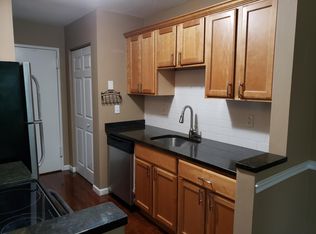 57 Balance Rock Rd APT 7, Seymour, CT 06483