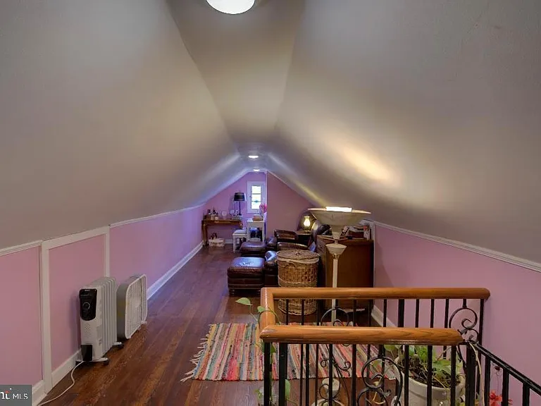 2924 Virginia Ave — Photo 32