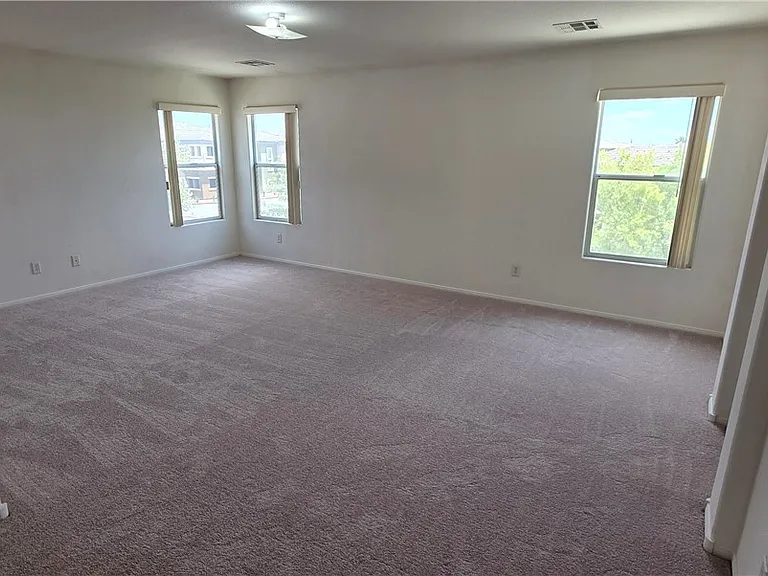 3358 Hillside Garden Dr — Photo 26