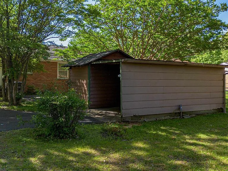 3015 Madison St — Photo 22