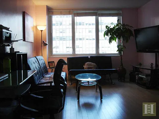 Rented by Halstead Real Estate | media 11