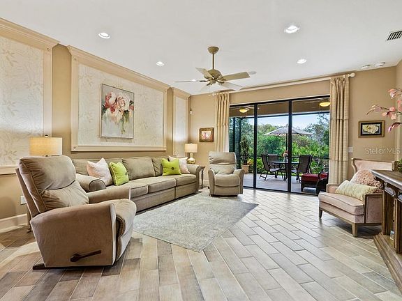 3rd image of 1851 Batello Dr