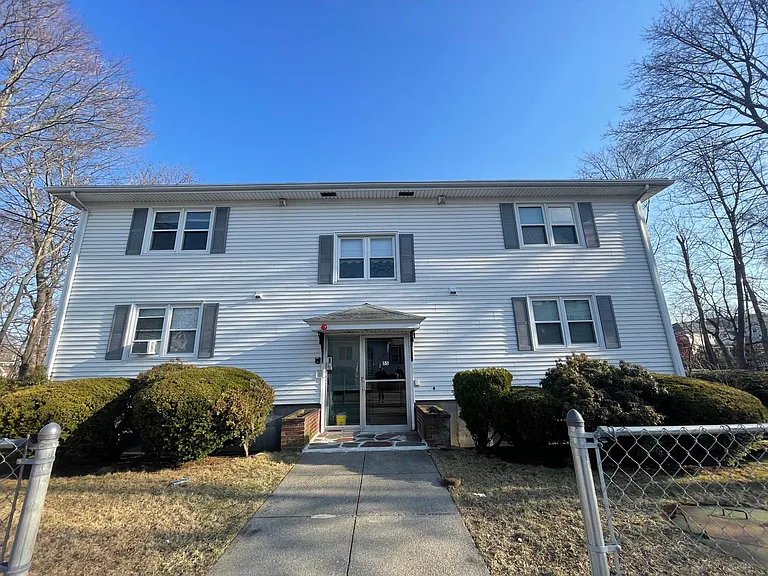 55 Kendall St #6 — Photo 17