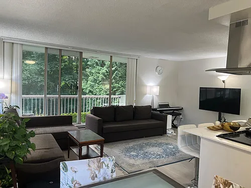 2020 Fullerton Ave #408 Photo 1