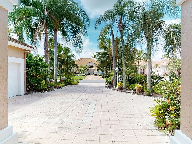 71 Cayman Pl — Photo 4