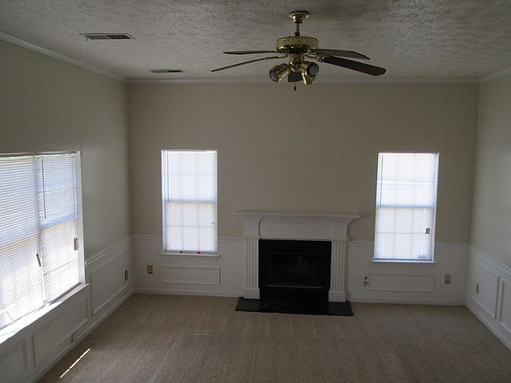 5th image of 843 Stonebrook Dr