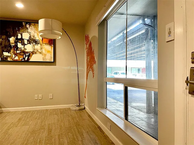 3110 Red River St #D-107 — Photo 15