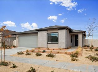 3337 Topaz Ln, Lancaster, CA 93535