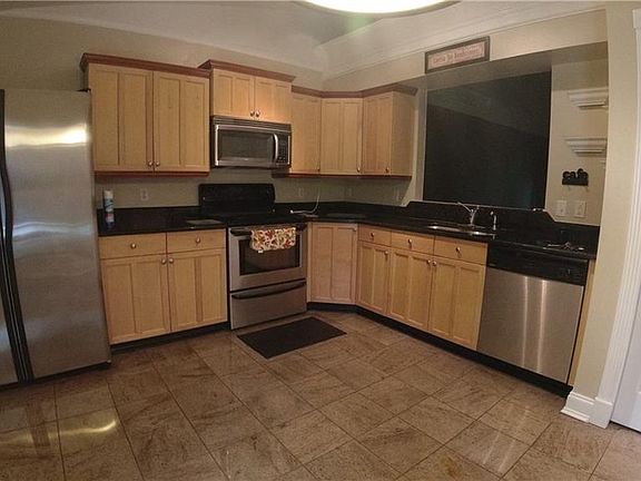 3rd image of 3363 Celena Cir