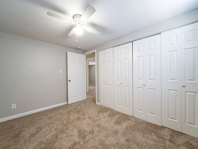 509 Elsmere St — Photo 13