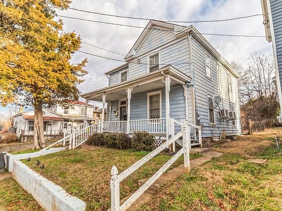 2nd image of 800 Pierce St