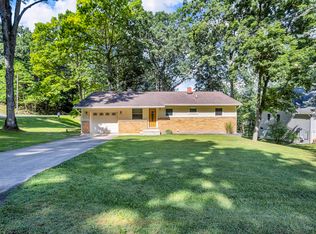 100 Southwood Dr, Jerome, MI 49249