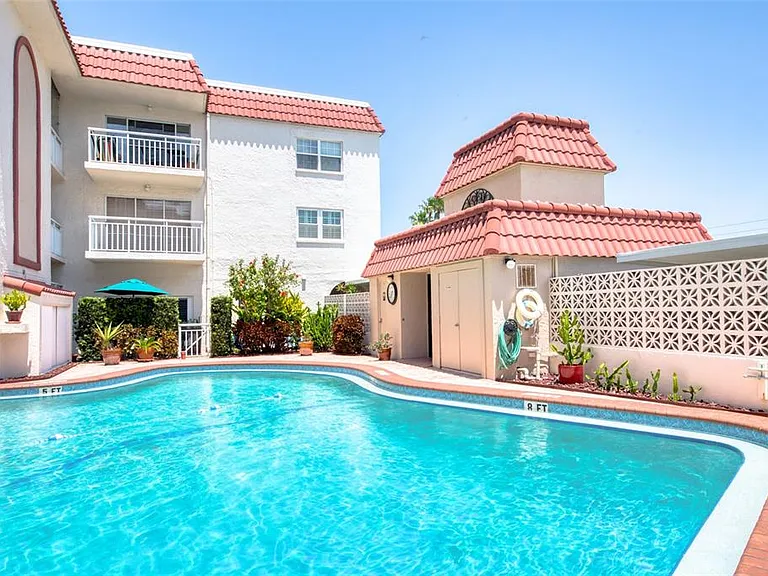 2900 Gulf Blvd #211 — Photo 44