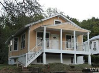 321 N 6th St, Eureka, MO 63069