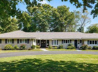 146 Wheel Meadow Dr, Longmeadow, MA 01106