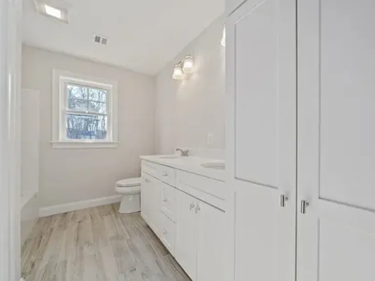55 Plymouth St #J35 — Photo 6