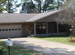 8 Crestview Ave, Harrison, AR 72601