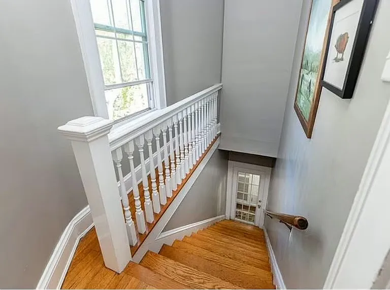 831 Gates Ave #B — Photo 8