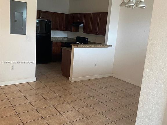 2nd image of 3005 NW 36th Ln #3005