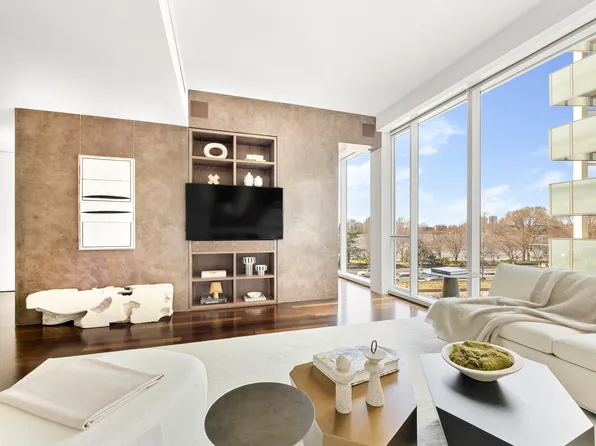 165 Charles Street image 1 of 12