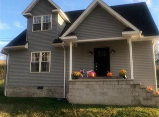 120 Rivers Edge Dr, Chapmanville, WV 25508